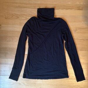Vince Lightweight Turtleneck